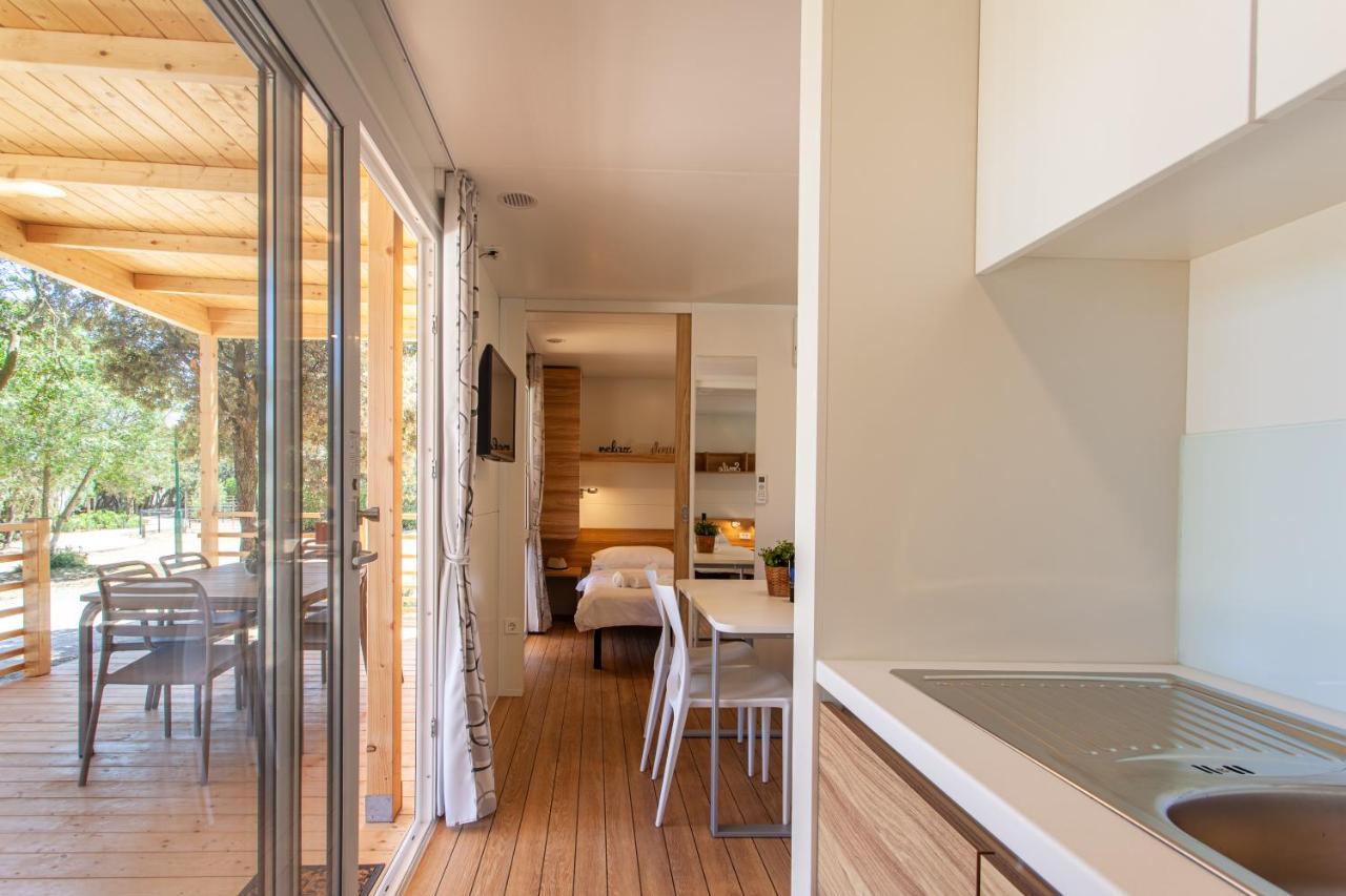 Mobile Homes Lopari Nerezine Εξωτερικό φωτογραφία
